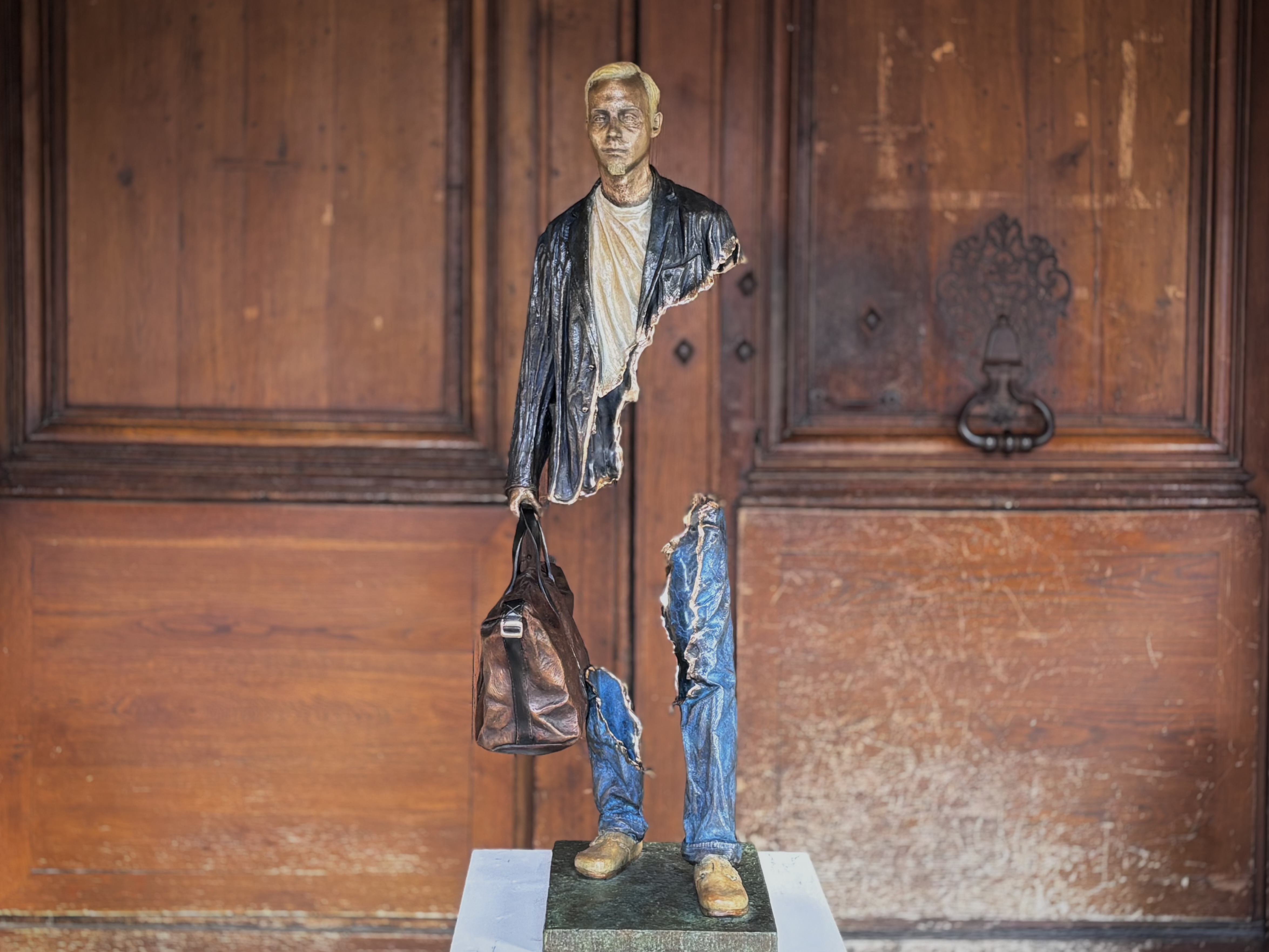 Les Voyageurs de Bruno Catalano : sens et symboles